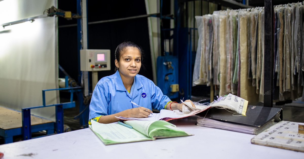 Contract Pricing for Paper Bag Converters: How to Quote, Negotiate, and Protect Your Margins