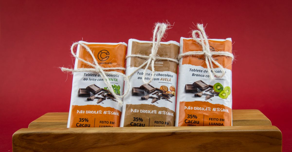 Flow-wrapped chocolate bars displayed in their printed wrappers